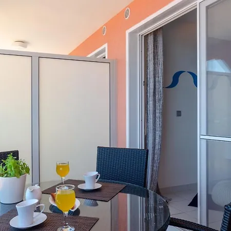 Apartment Andrijic