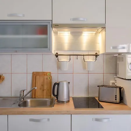 Apartment Andrijic *